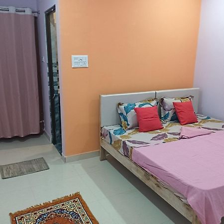 Kedar Guest House Ayodhya מראה חיצוני תמונה
