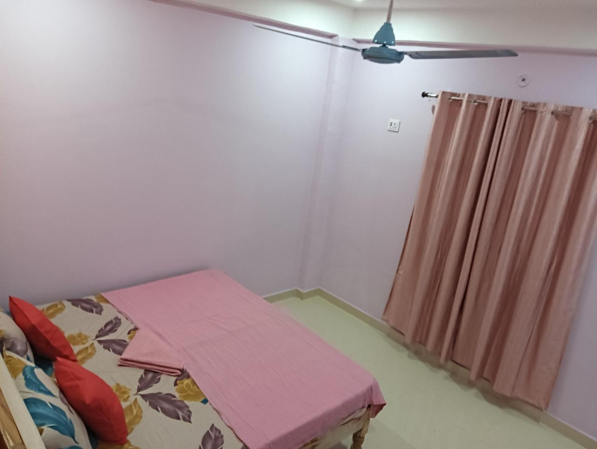 Kedar Guest House Ayodhya מראה חיצוני תמונה
