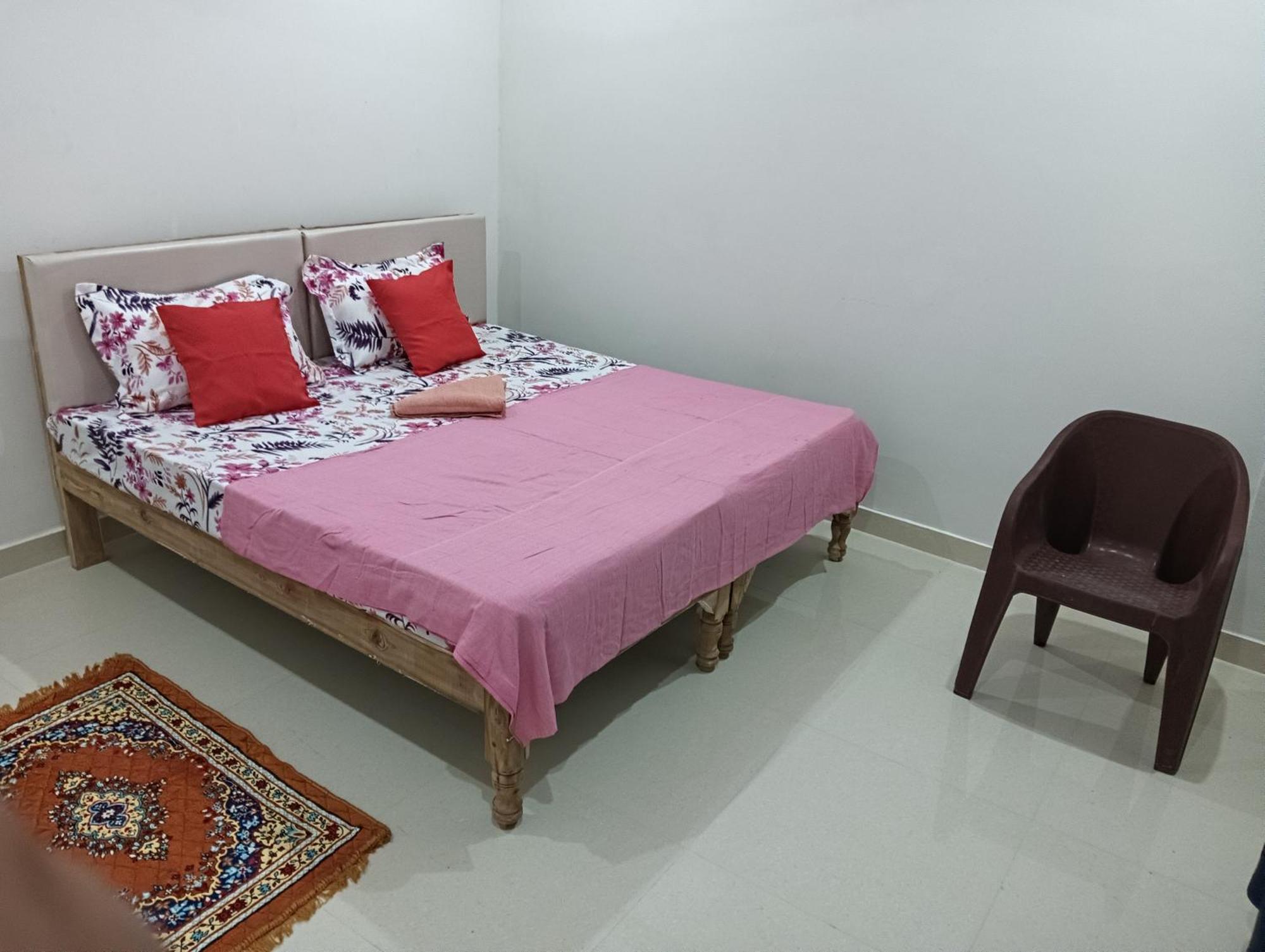 Kedar Guest House Ayodhya מראה חיצוני תמונה